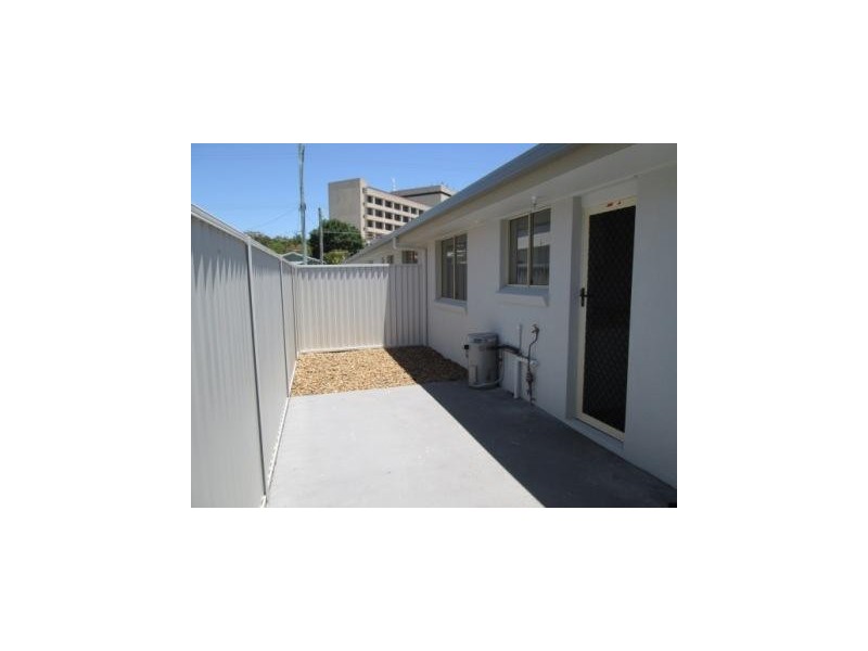 6/30 Silvyn Street, Redcliffe QLD 4020