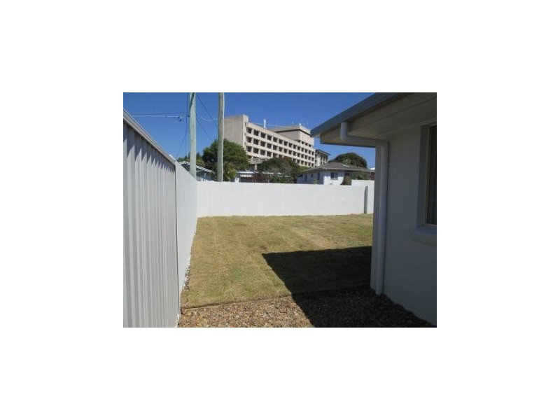 8/30 Silvyn Street, Redcliffe QLD 4020