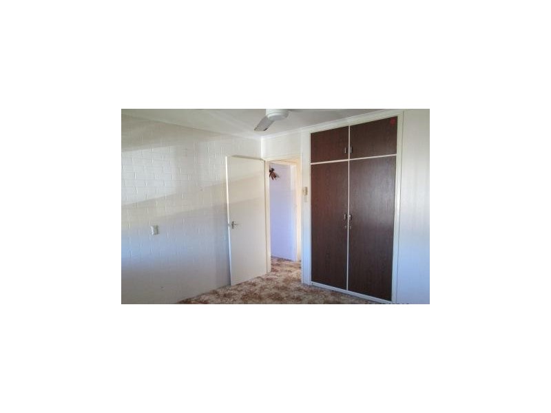 4/14-16 Meredith Street, Redcliffe QLD 4020