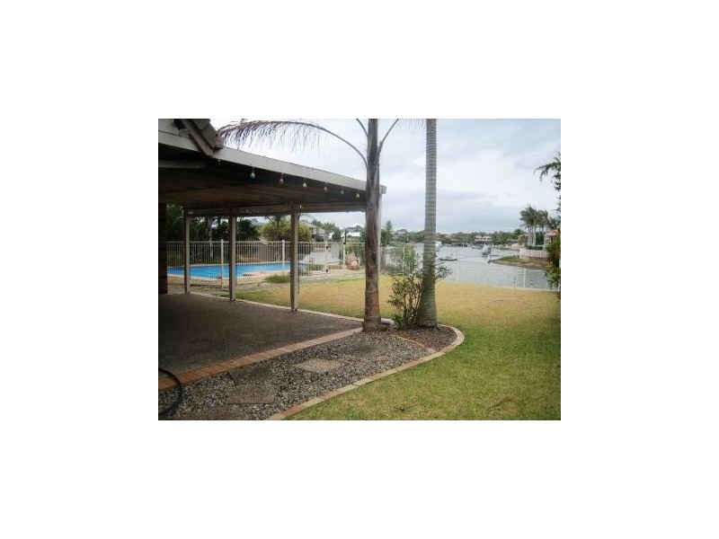 14 Constellation Court, Newport QLD 4020