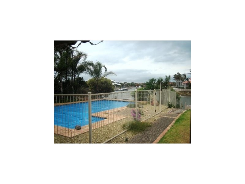 14 Constellation Court, Newport QLD 4020