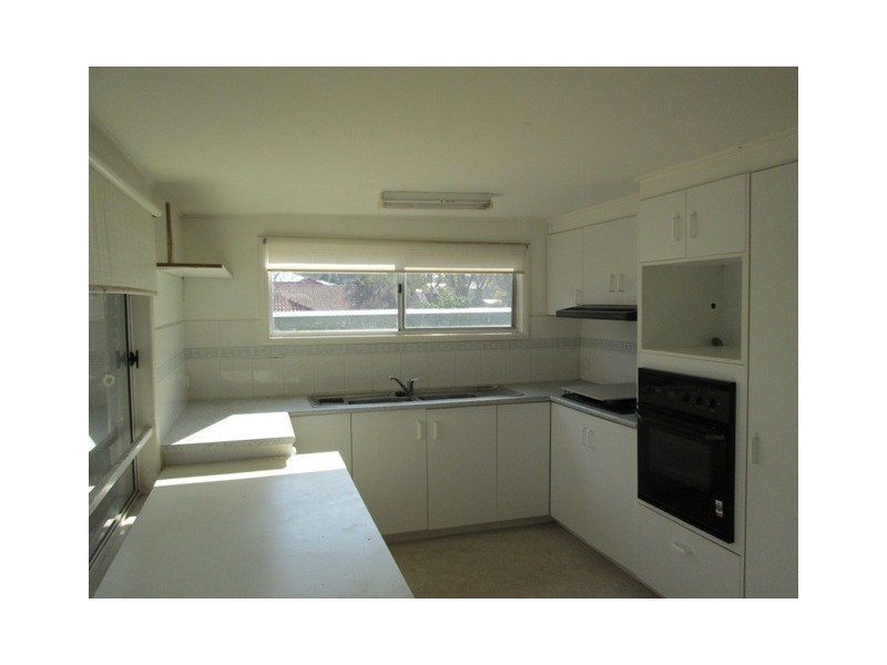 13 Grant Street, Redcliffe QLD 4020