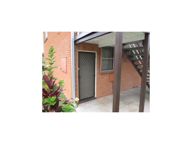 1/9 Meredith Street, Redcliffe QLD 4020