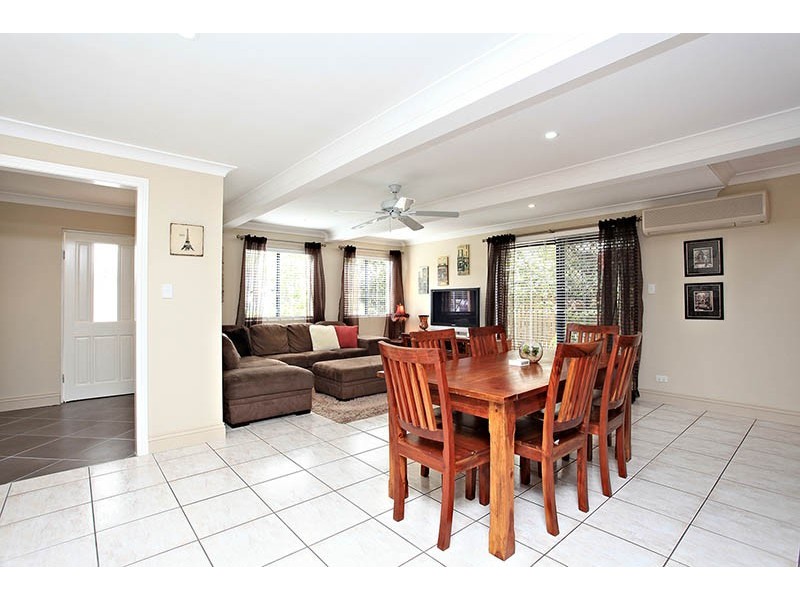 11 Watson Street, Clontarf QLD 4019