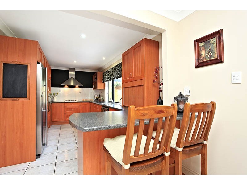 11 Watson Street, Clontarf QLD 4019