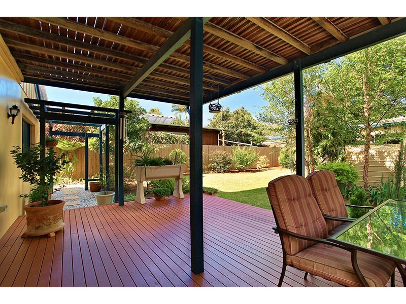 11 Watson Street, Clontarf QLD 4019