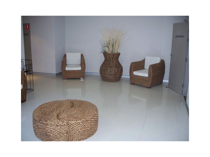 28/83 Marine Parade, Redcliffe QLD 4020