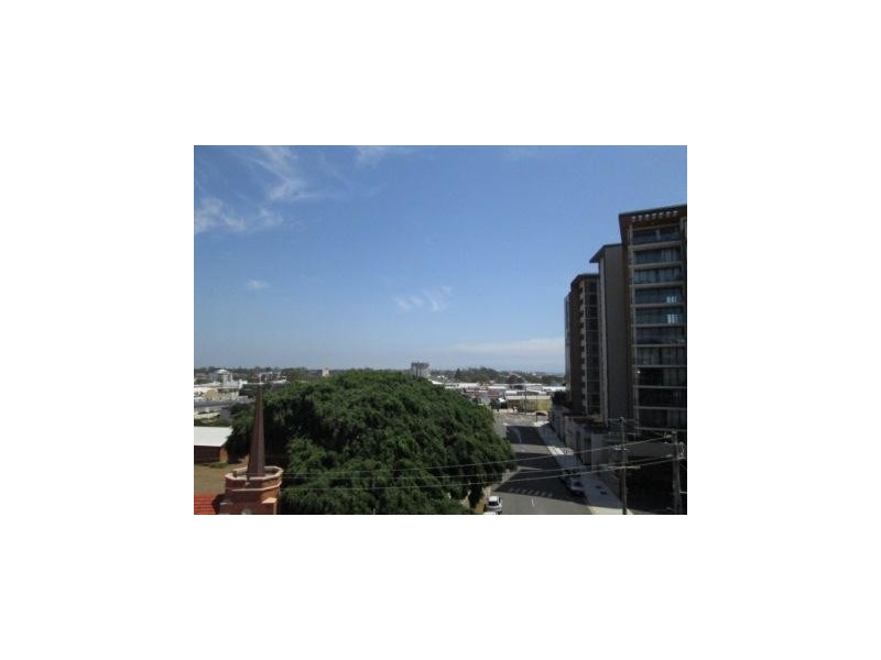28/83 Marine Parade, Redcliffe QLD 4020