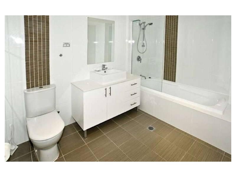 17/83 Marine Parade, Redcliffe QLD 4020