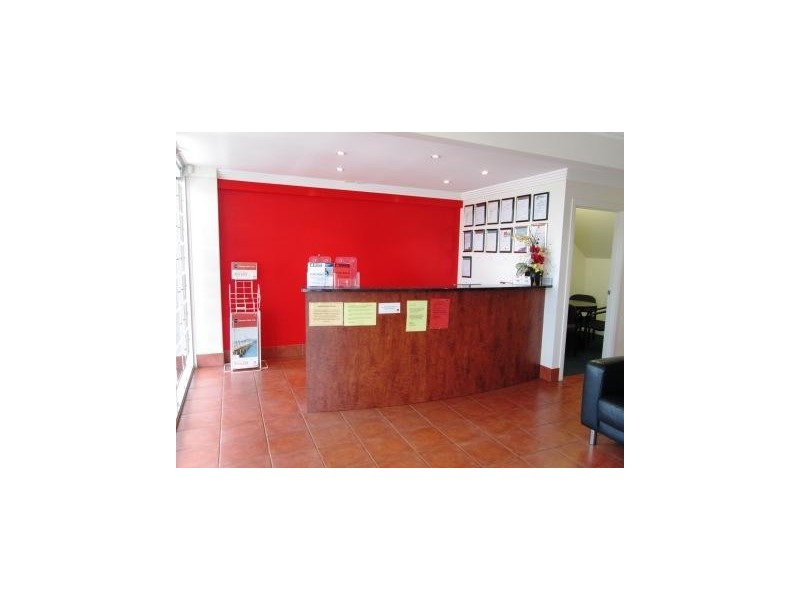 69 Redcliffe Parade, Redcliffe QLD 4020