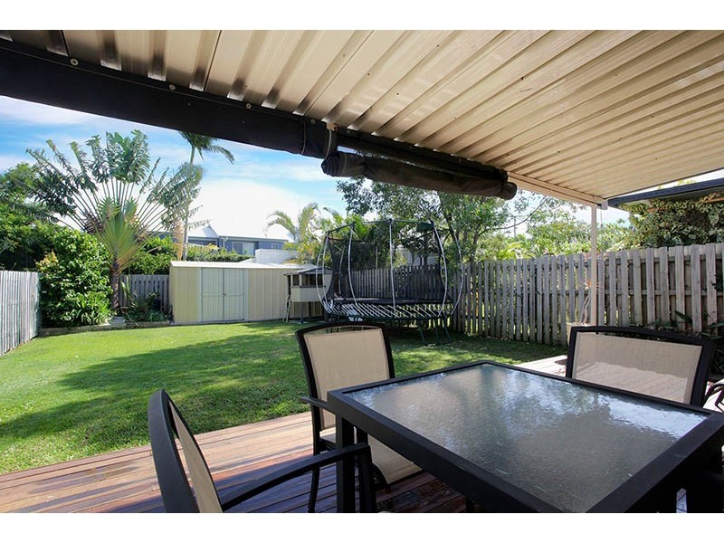 27 Kate Street, Woody Point QLD 4019