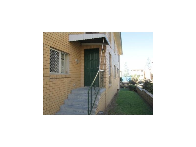 2/20 Tramore Street, Margate QLD 4019