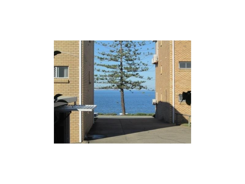 2/20 Tramore Street, Margate QLD 4019