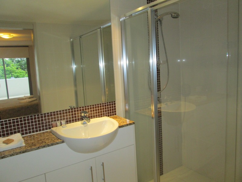 101/87 Landsborough Avenue, Scarborough QLD 4020