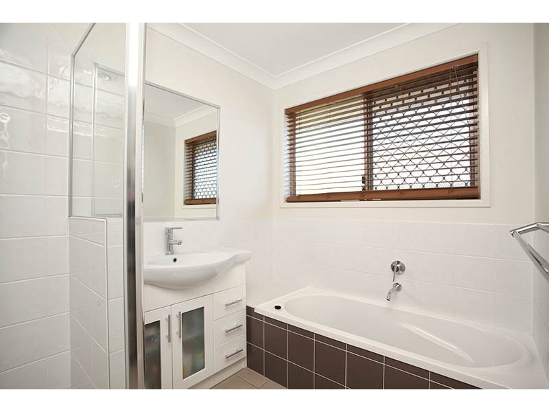 7 Duffield Crescent, Caboolture QLD 4510