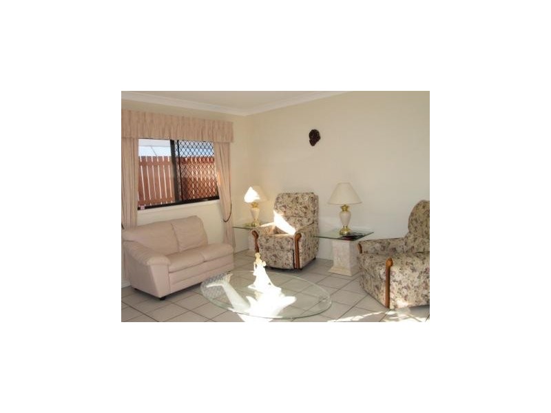 2/34 Baldwin Street, Redcliffe QLD 4020