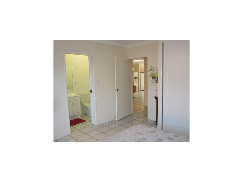 2/34 Baldwin Street, Redcliffe QLD 4020