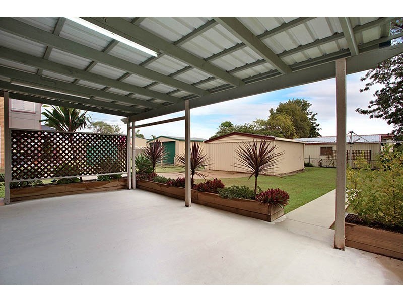 53 Scarborough Road, Redcliffe QLD 4020