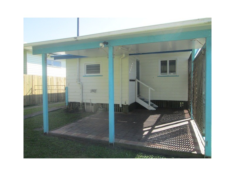 27 Ella Street, Redcliffe QLD 4020