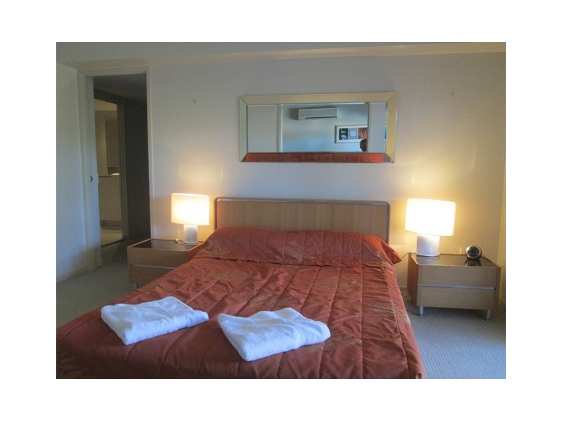 204/87 Landsborough Avenue, Scarborough QLD 4020