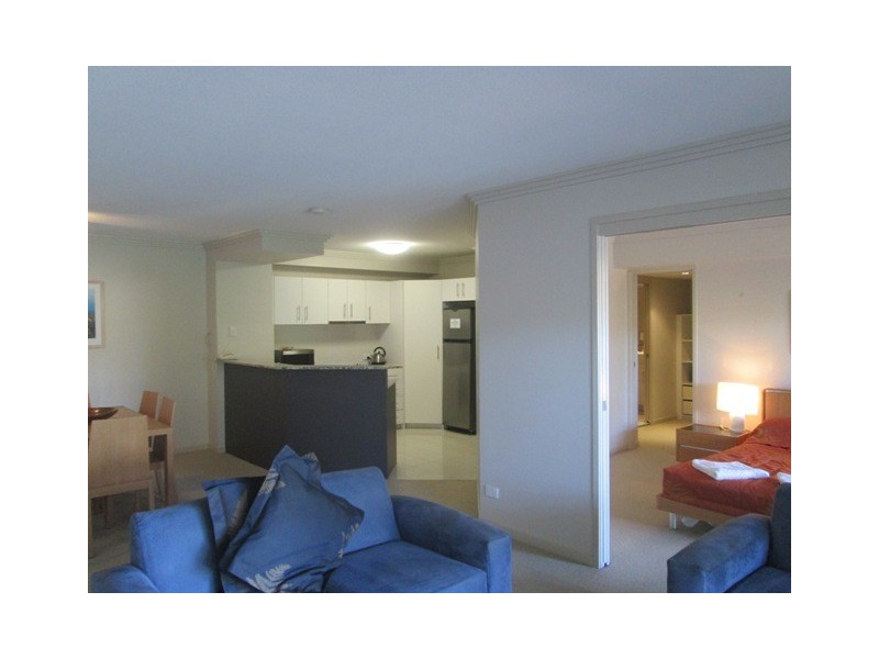 204/87 Landsborough Avenue, Scarborough QLD 4020