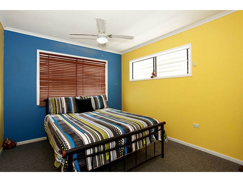 47 Scarborough Road, Redcliffe QLD 4020