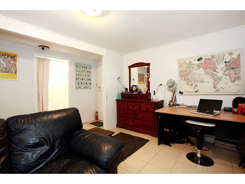 47 Scarborough Road, Redcliffe QLD 4020