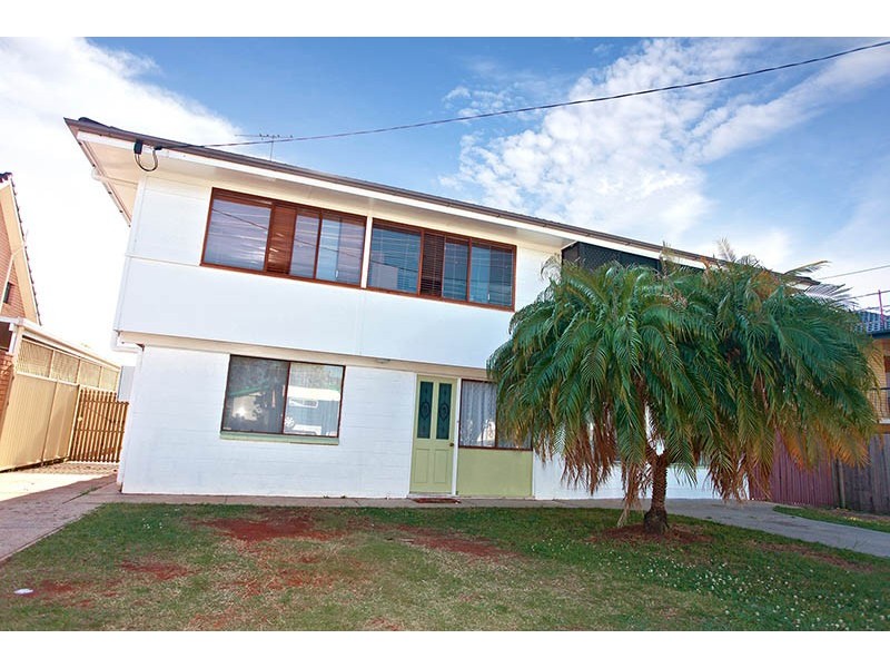 47 Scarborough Road, Redcliffe QLD 4020