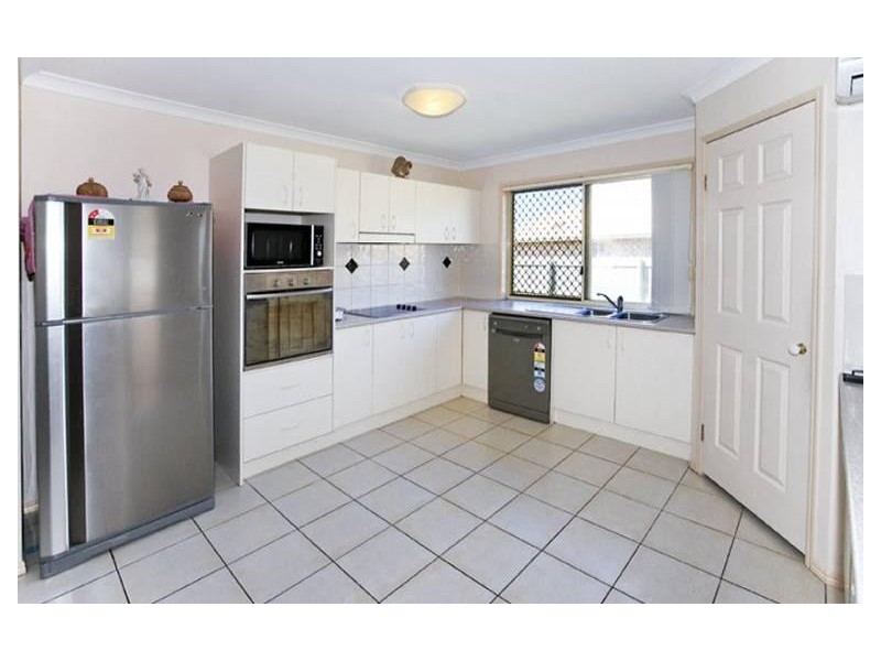 3 Hoddle Court, Rothwell QLD 4022