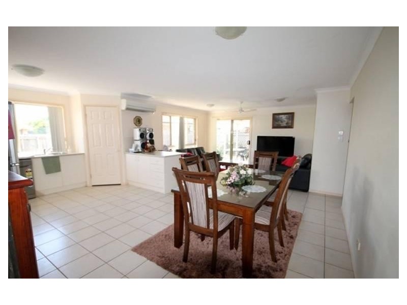 3 Hoddle Court, Rothwell QLD 4022