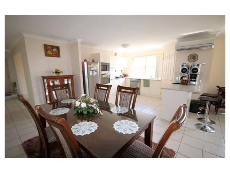3 Hoddle Court, Rothwell QLD 4022