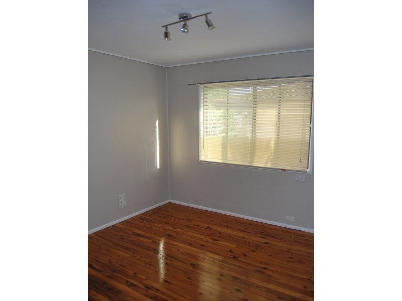 12a Tilley Street, Redcliffe QLD 4020