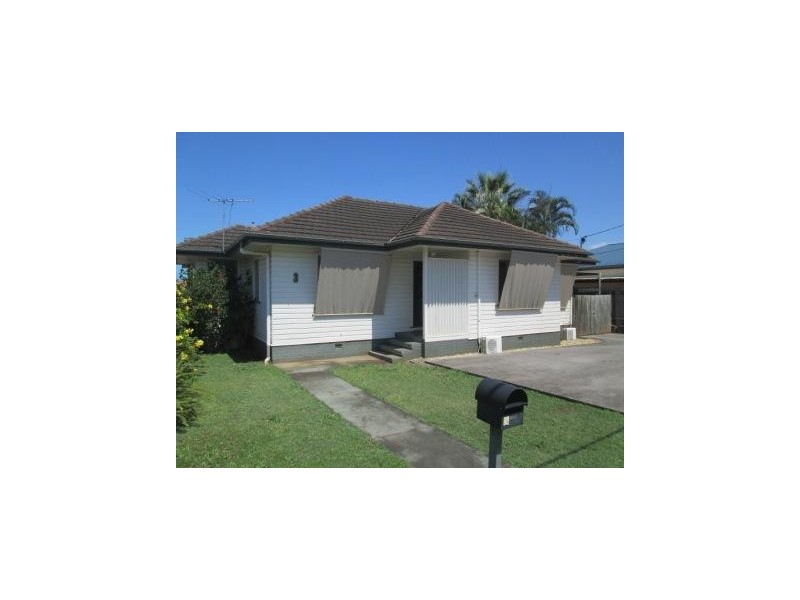 3 Lancaster Avenue, Redcliffe QLD 4020