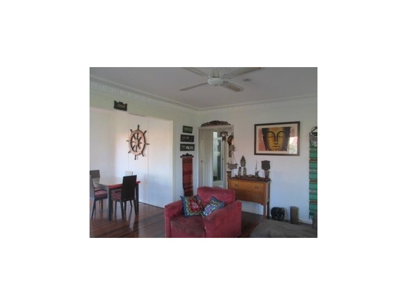 3 Lancaster Avenue, Redcliffe QLD 4020