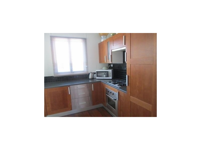 3 Lancaster Avenue, Redcliffe QLD 4020