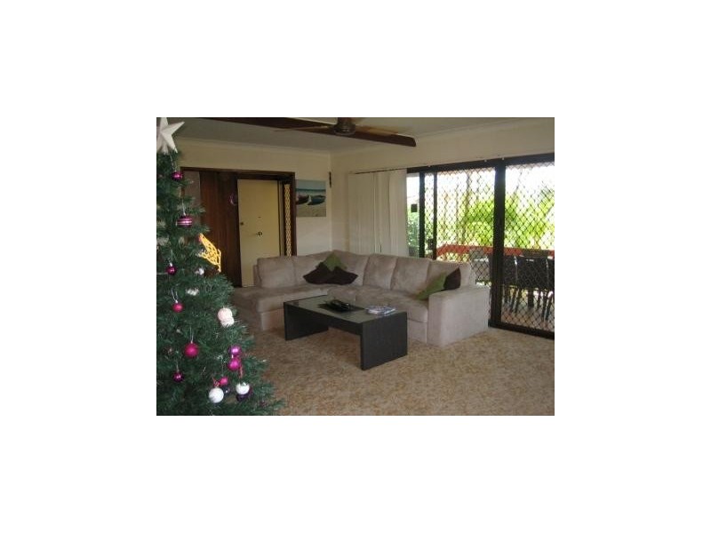 40 Bramble Street, Woody Point QLD 4019