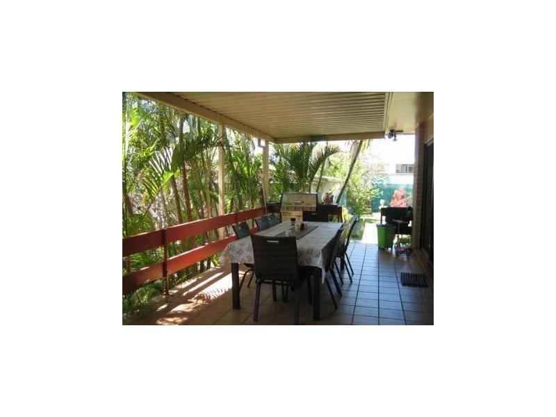 40 Bramble Street, Woody Point QLD 4019