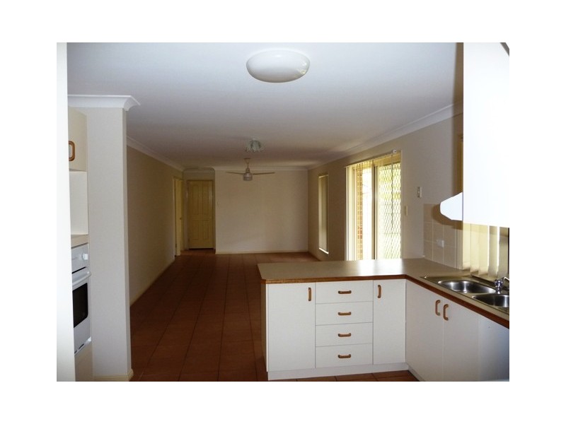 1 Trafalgar Court, Strathpine QLD 4500