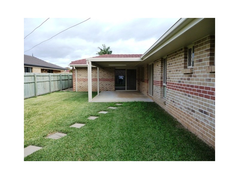 1 Trafalgar Court, Strathpine QLD 4500