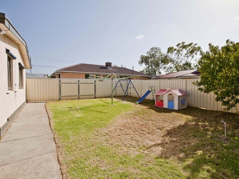 22 Pearce Street, O’sullivan Beach SA 5166