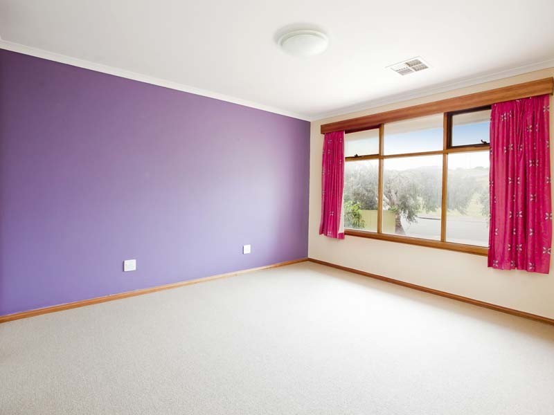 1 Lennard Drive, Moana SA 5169