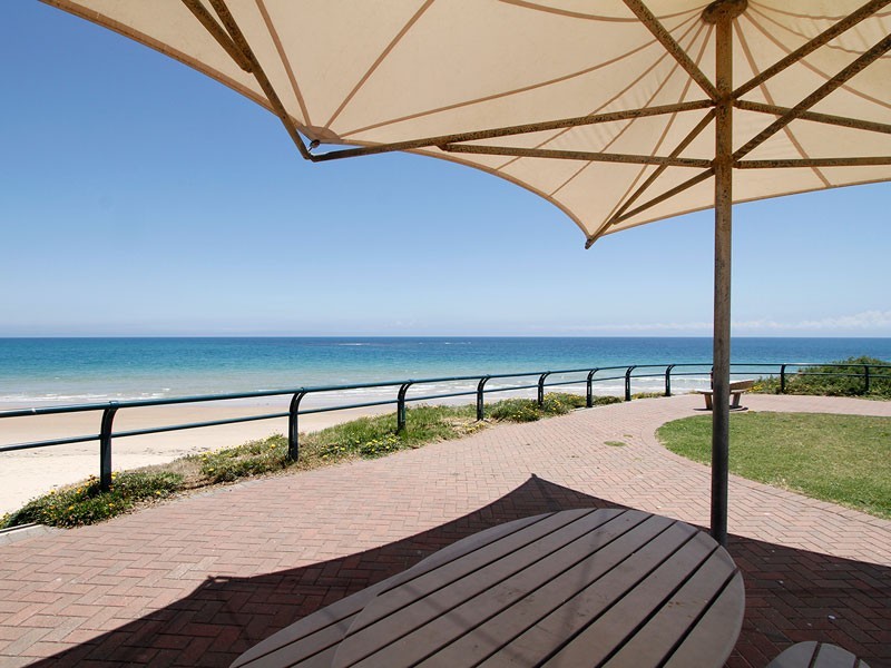 Unit 3, 39 Esplanade, Christies Beach SA 5165