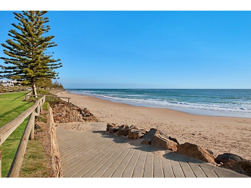 Unit 3, 39 Esplanade, Christies Beach SA 5165
