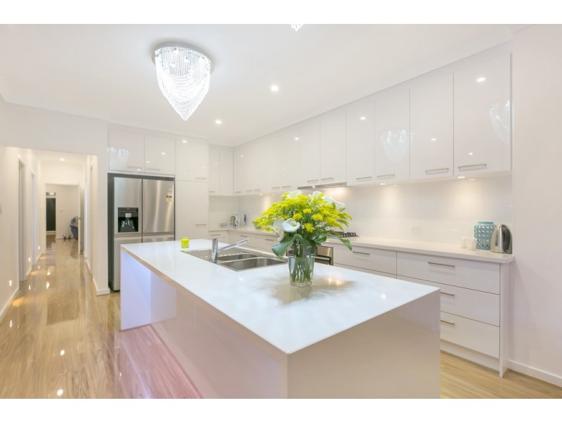 11 Second Avenue, Moana SA 5169