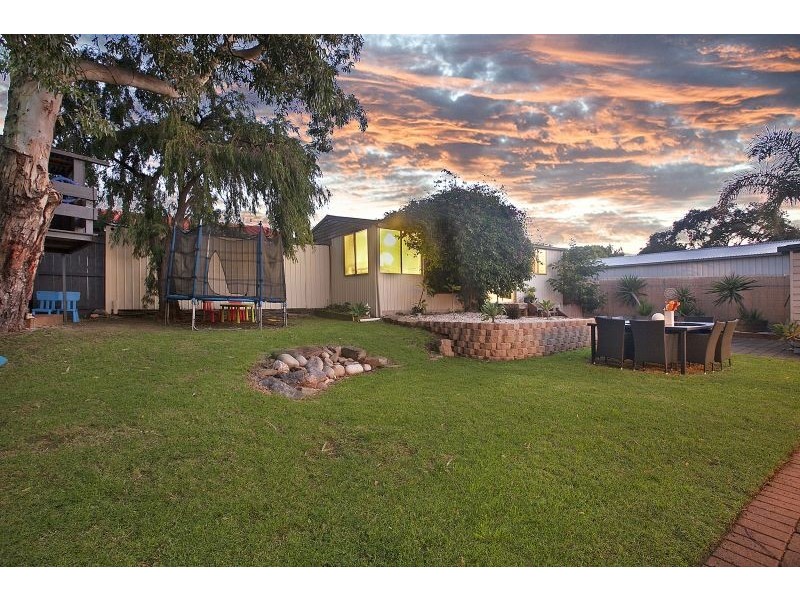 24 Bounty Street, Moana SA 5169