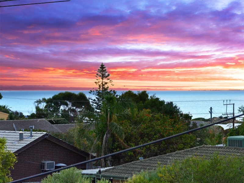 24 Bounty Street, Moana SA 5169