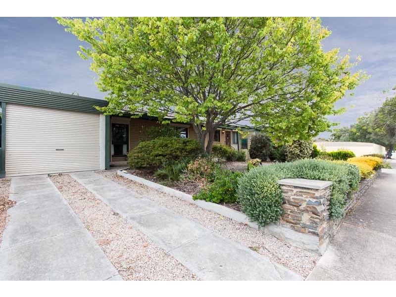 15 Protector Street, O’sullivan Beach SA 5166