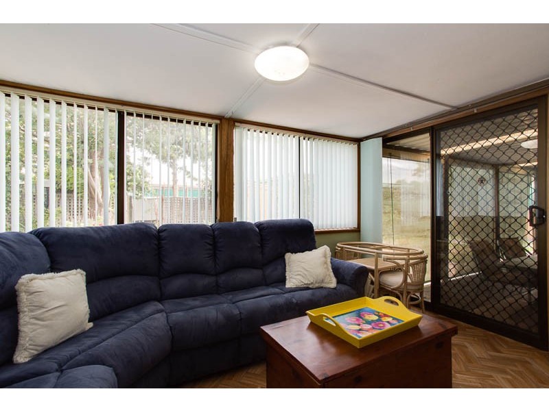 15 Protector Street, O’sullivan Beach SA 5166