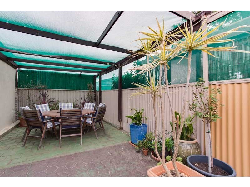 15 Protector Street, O’sullivan Beach SA 5166