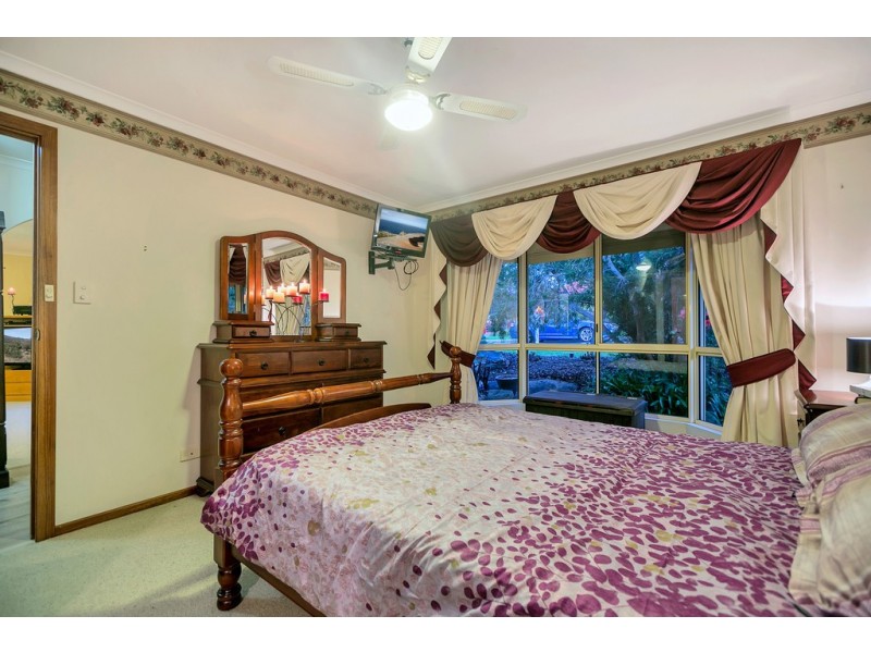 8 Montpelier Street, Woodcroft SA 5162